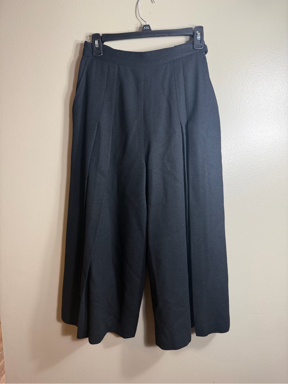 Vintage A La Mode 100% Wool Black High Waist Wide Leg Cropped Pants 7/8